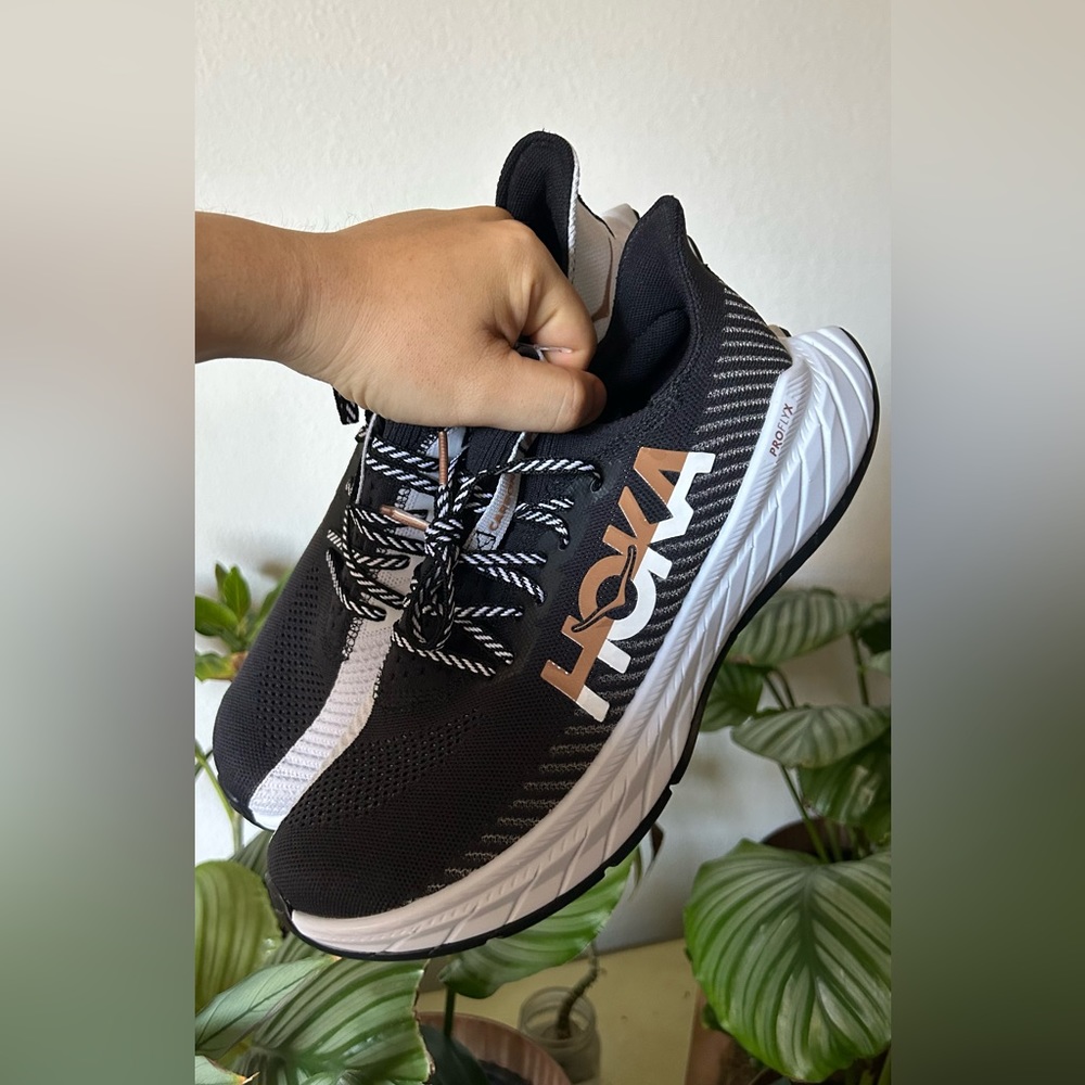 Hoka carbon X3